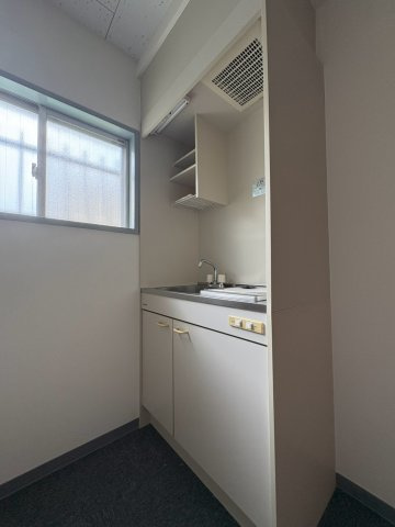 市川マンションのキッチン