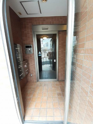 ベル ミーキのエントランス