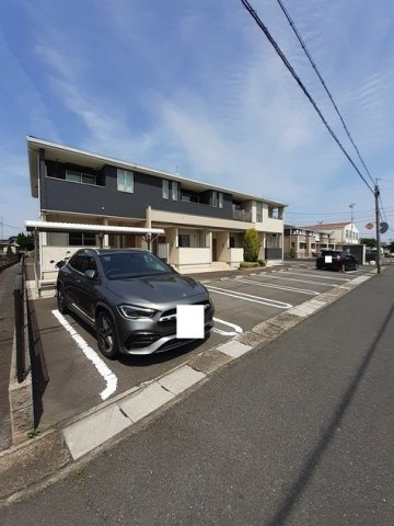 ピュア・エクスペンションの駐車場