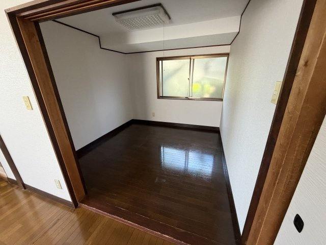 大高町貸家の内装