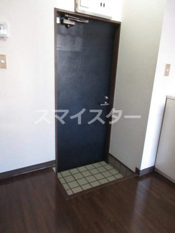 ライフステージ21青梅の玄関