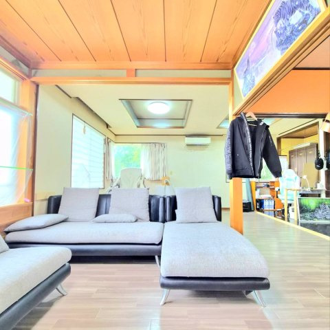前橋市柏倉町1422-1,1423-3の居間・リビング