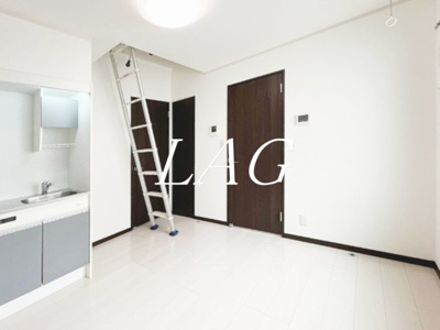 【居間・リビング】 | アヴァンセ成城ｂ棟 | 洋室のお部屋です。