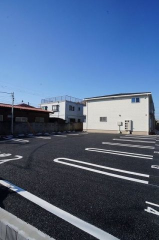 グランシャリオⅡの駐車場