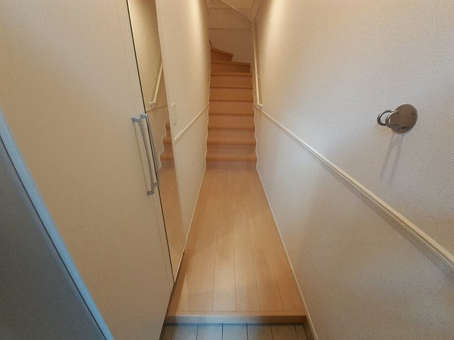 ヒルズ１．福田Ｂの玄関