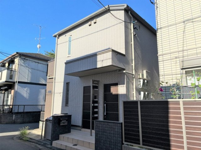 ソルディアス クローバーの外観