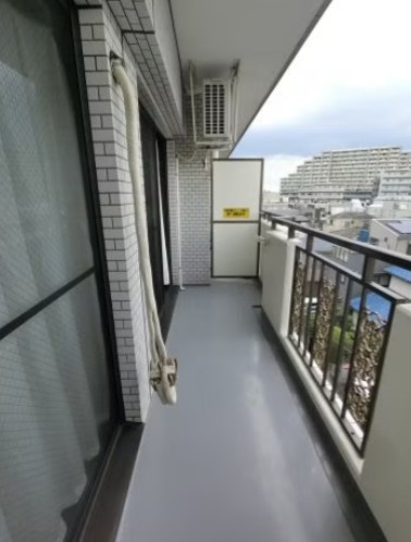 ハイネスときわ台のバルコニー