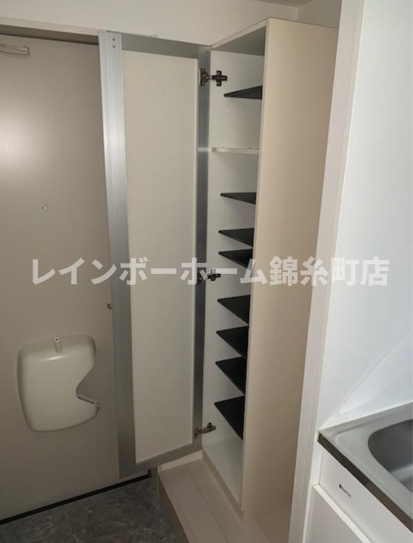 AKUSTOTの収納