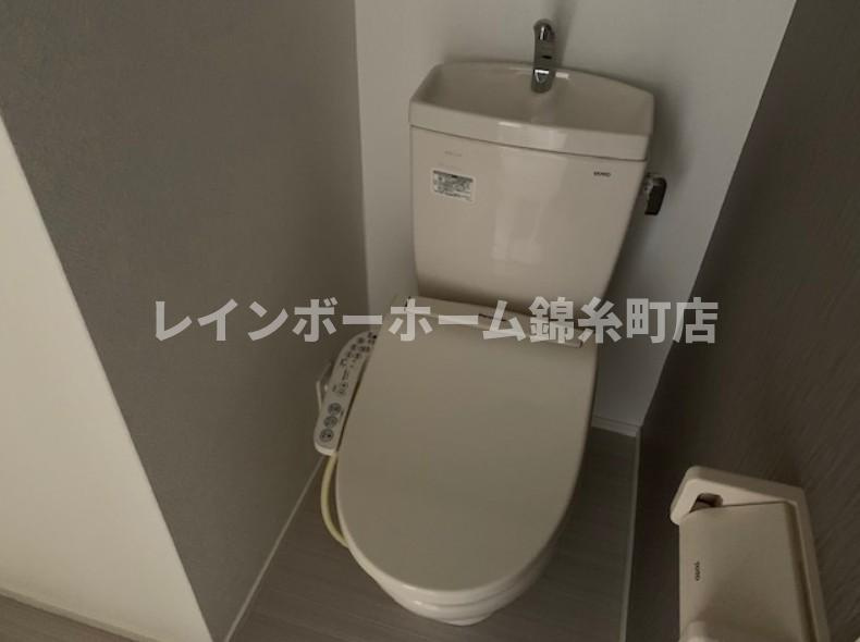 AKUSTOTのトイレ