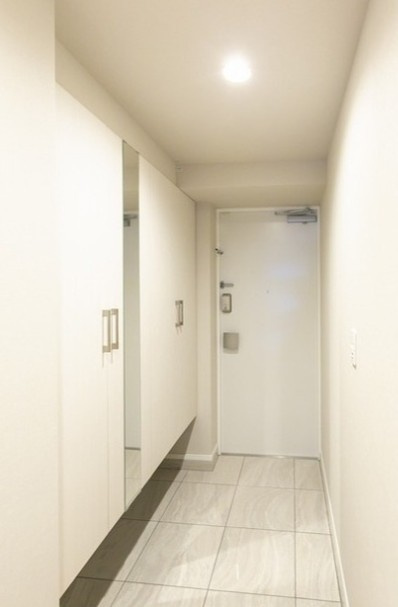 豊島区巣鴨３丁目の賃貸マンションの玄関