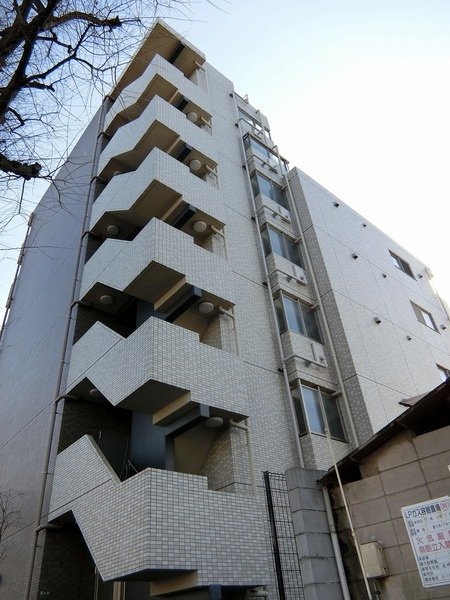 ＧＥＮＯＶＩＡ吉祥寺通りＥＡＳＴの外観|外はこのようになっています