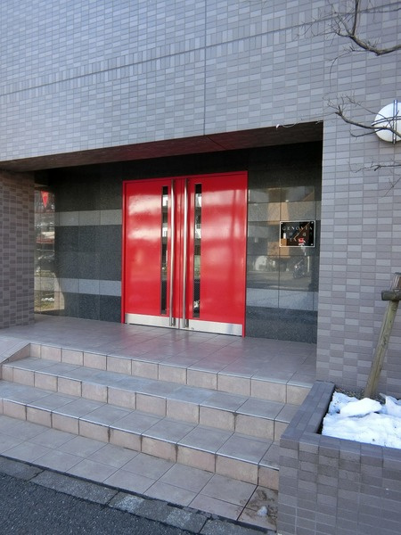 ＧＥＮＯＶＩＡ吉祥寺通りＥＡＳＴのエントランス|建物の内部です