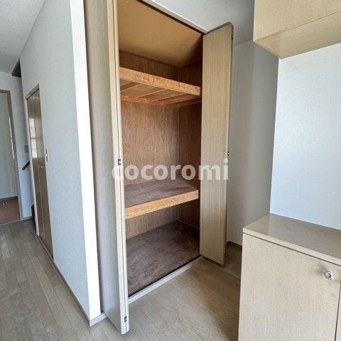 津田山手メゾネットの収納