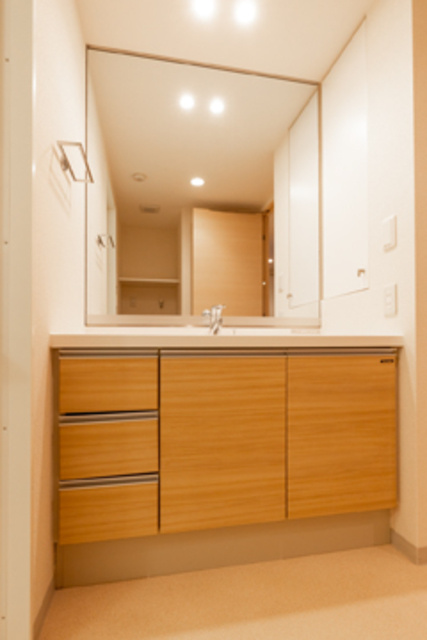 ガーデニエール砧レジデンスの洗面所|※写真は同タイプ住戸です。