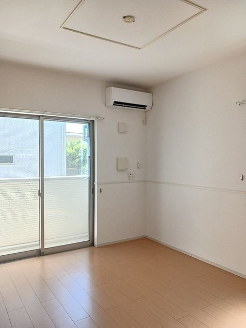 コワンシックⅢの居間・リビング