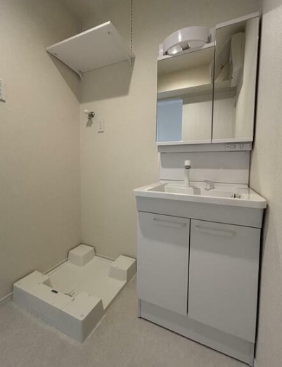 ペアシティ久喜弐番館の独立洗面台