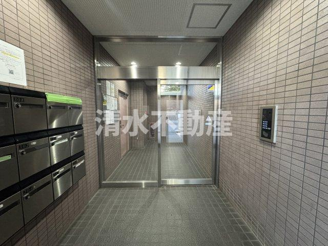 江古田駅1分マンションのロビー