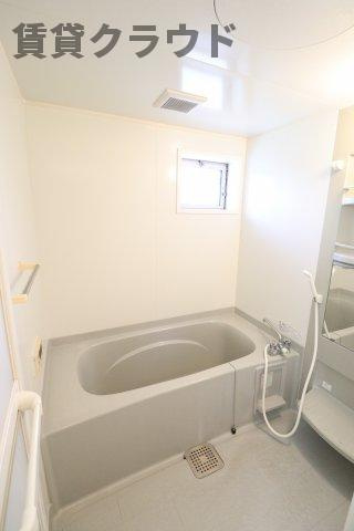 ルミエールⅡの浴室|コンパクトで使いやすいお風呂です