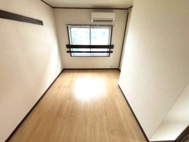 柳橋東和マンションＢの洋室