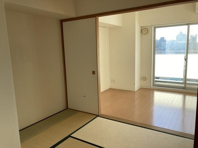 ＫＬＣタワーの内装