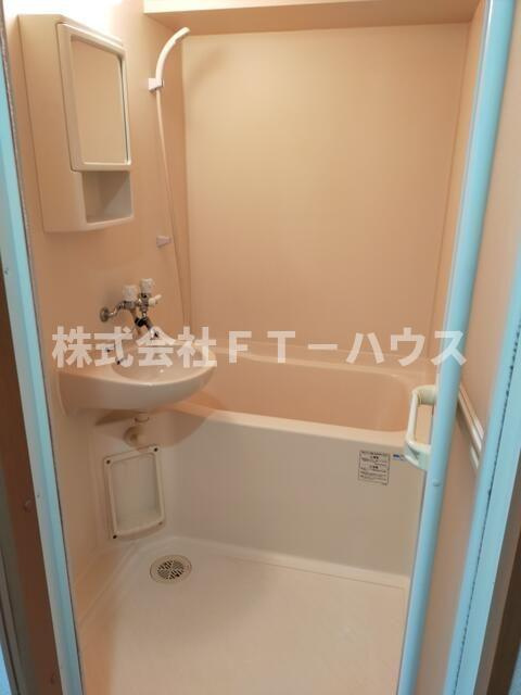 ベルクレール拾伍番館の浴室