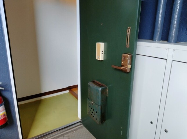 木更津市清見台２丁目のアパートの玄関