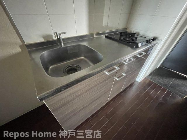 レジュールアッシュ神戸元町のキッチン