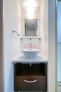 アーバイルGRANDE中野の洗面所