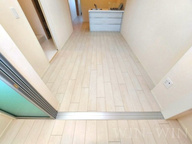 アパートメント小浜 Aの居間・リビング