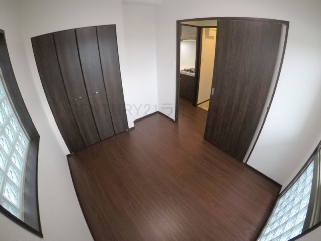 【寝室】 | プレジオ江坂サウス