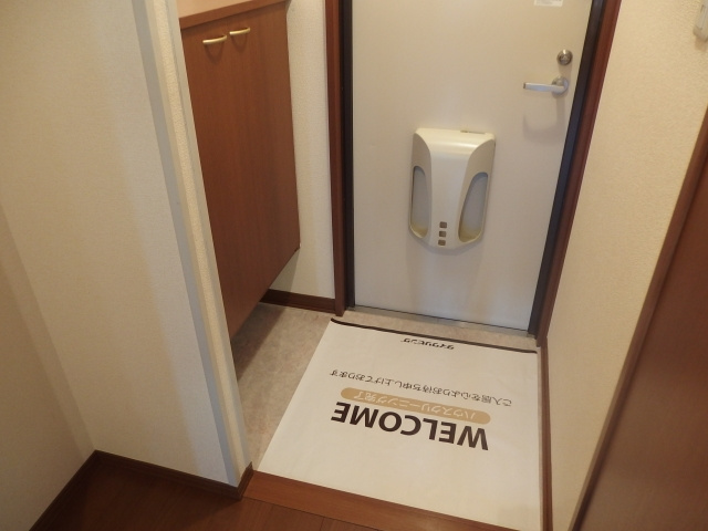 セジュールスミレの玄関