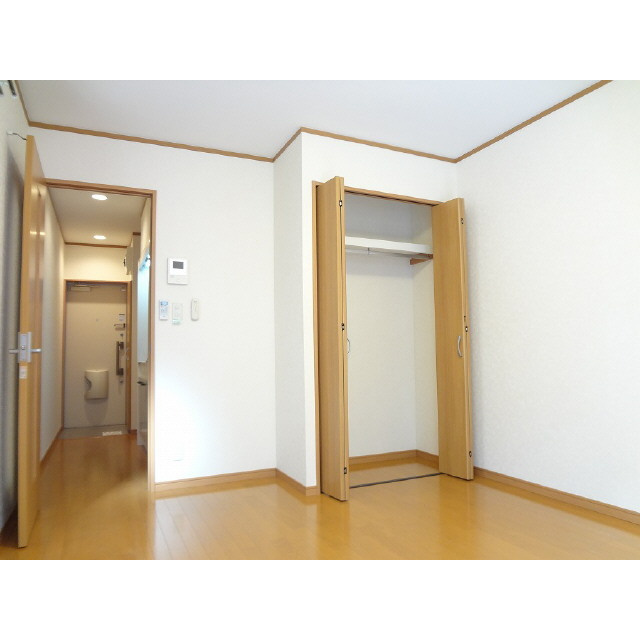 アンプルール クラージュ Westの寝室
