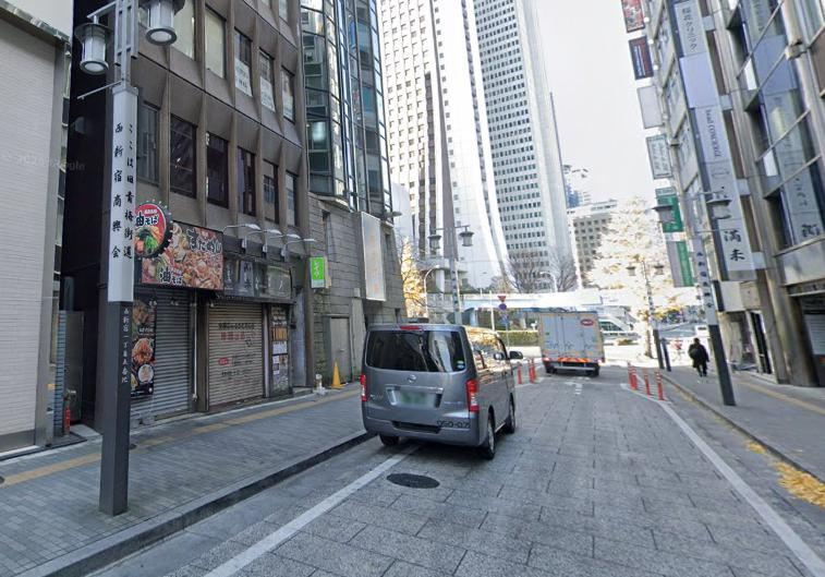 新宿区西新宿１丁目の店舗事務所の周辺