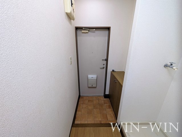 サンシャルマンの玄関
