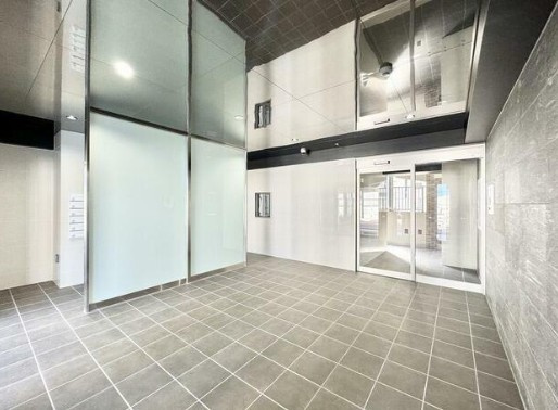 荒川区町屋８丁目の賃貸マンションのロビー