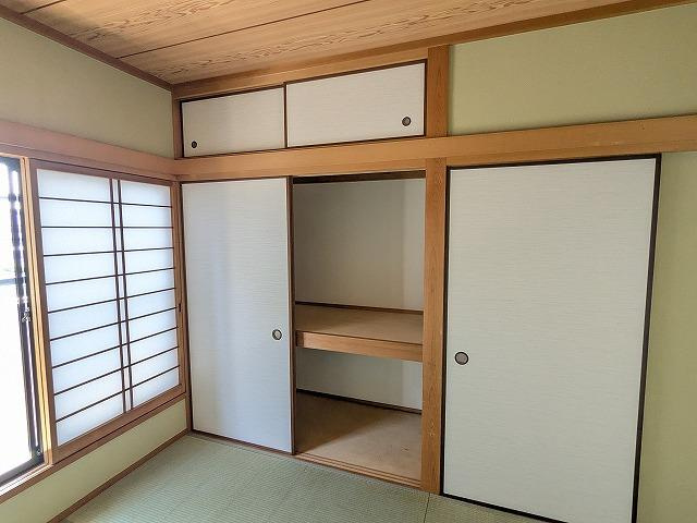 長尾峠町　中古一戸建ての収納|和室の押入
■物件内覧・資金計画相談・住宅ローン相談、リフォーム相談、お問合せ受付中■
※当日・翌日のご内覧、ご相談はお電話でのお問合せがスムーズです！