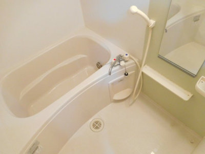 【浴室】 | ソレアード | 写真は同マンション別部屋