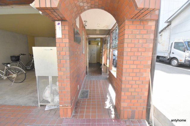 プレアール新北野　仲介手数料無料のエントランス