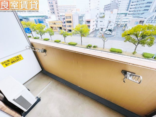 【バルコニー】 | プレサンス鶴舞駅前ブリリアント