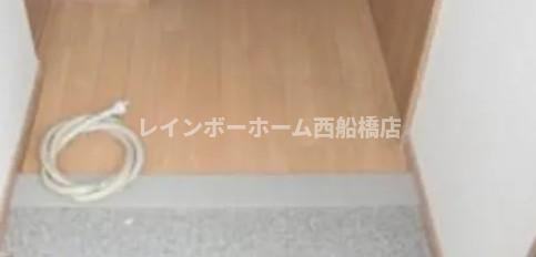 プリマベーラ本中山の玄関