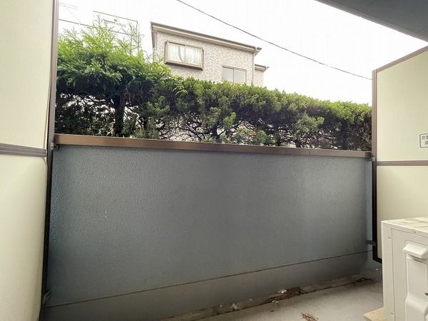 シャンブル谷中のバルコニー
