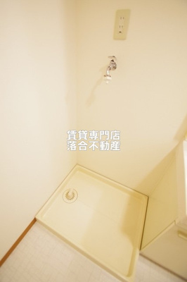 【設備】 | プレジオ小山Ⅱ | 洗濯機置場