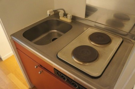 レオパレスＣａｓａＡｖｅｎｕｅ　Ⅲのキッチン|設備・仕様は号室により異なる為、現況を優先致します。