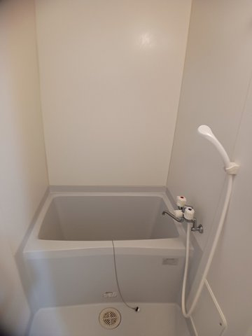 メルベーユＢの浴室|コンパクトで使いやすいお風呂です