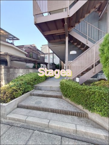 アンプルール フェール 岩波のエントランス