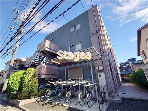 アンプルール フェール 岩波の外観