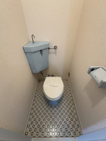 調布市国領町１丁目の賃貸マンションのトイレ