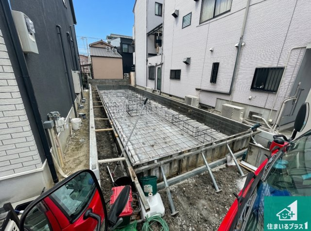 尼崎市立花町　第2期　新築一戸建ての外観|周辺は落ち着いた街並みの住宅地！子育てがしやすい住環境です！まだ未完成ですが、現地でしかわからない事もございます。是非一度ご覧ください。