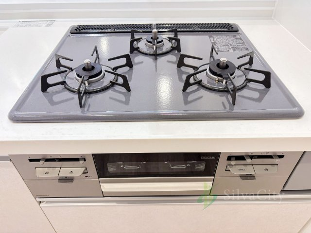 トダカ高田馬場コーポのキッチン|三口ガスコンログリル付