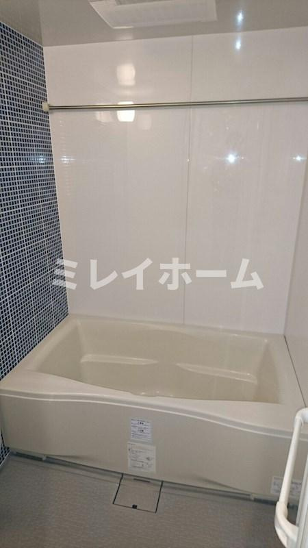 エリュシオン光和アネックスの浴室